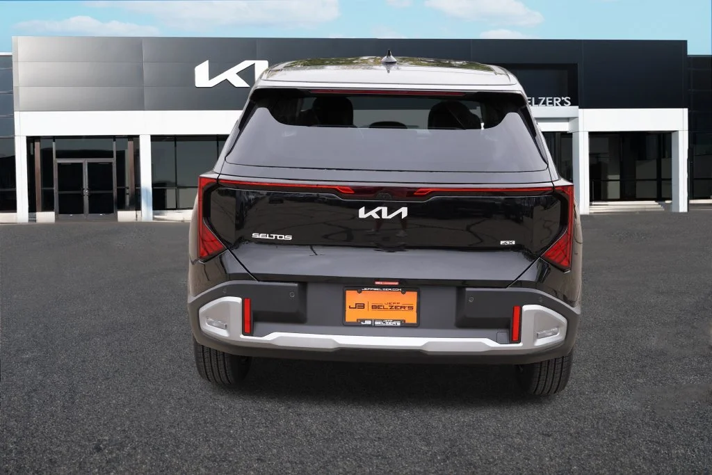 New 2027 Aurora Black Pearl Kia S image 4