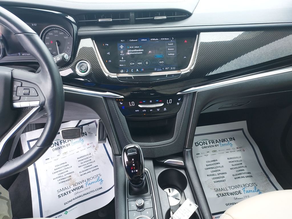 Used 2023 White Cadillac Sport image 20
