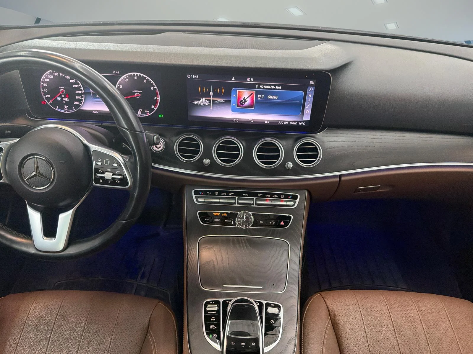 Used 2020 White Mercedes-Benz E 350 4MATIC Sedan image 26
