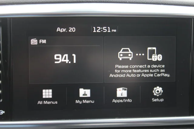 Used 2022 Red Kia EX image 5