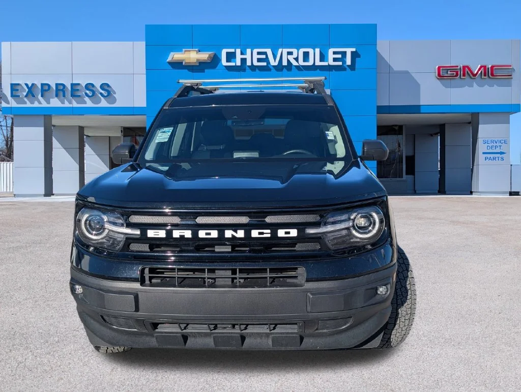 Used 2022 Black Ford Outer Banks image 8