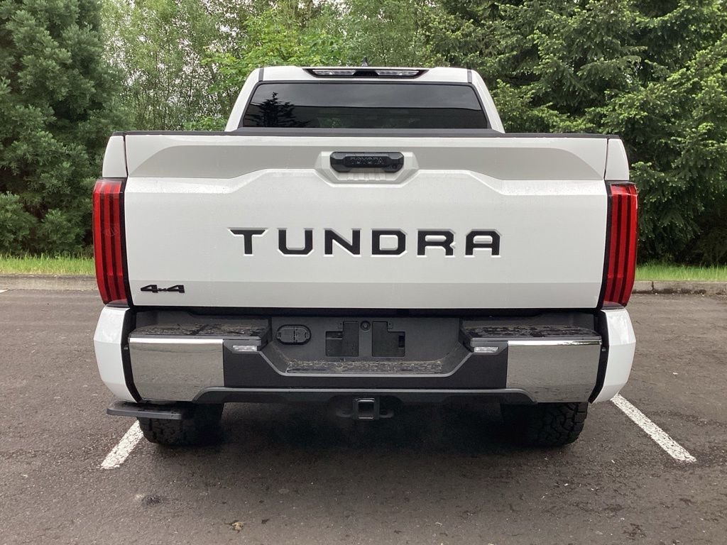 New 2026 Ice Cap Toyota SR5 image 15