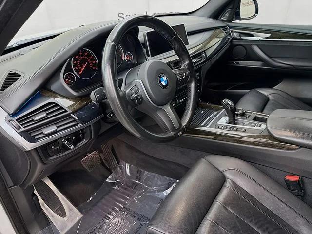 Used 2017 White BMW xDrive50i image 9