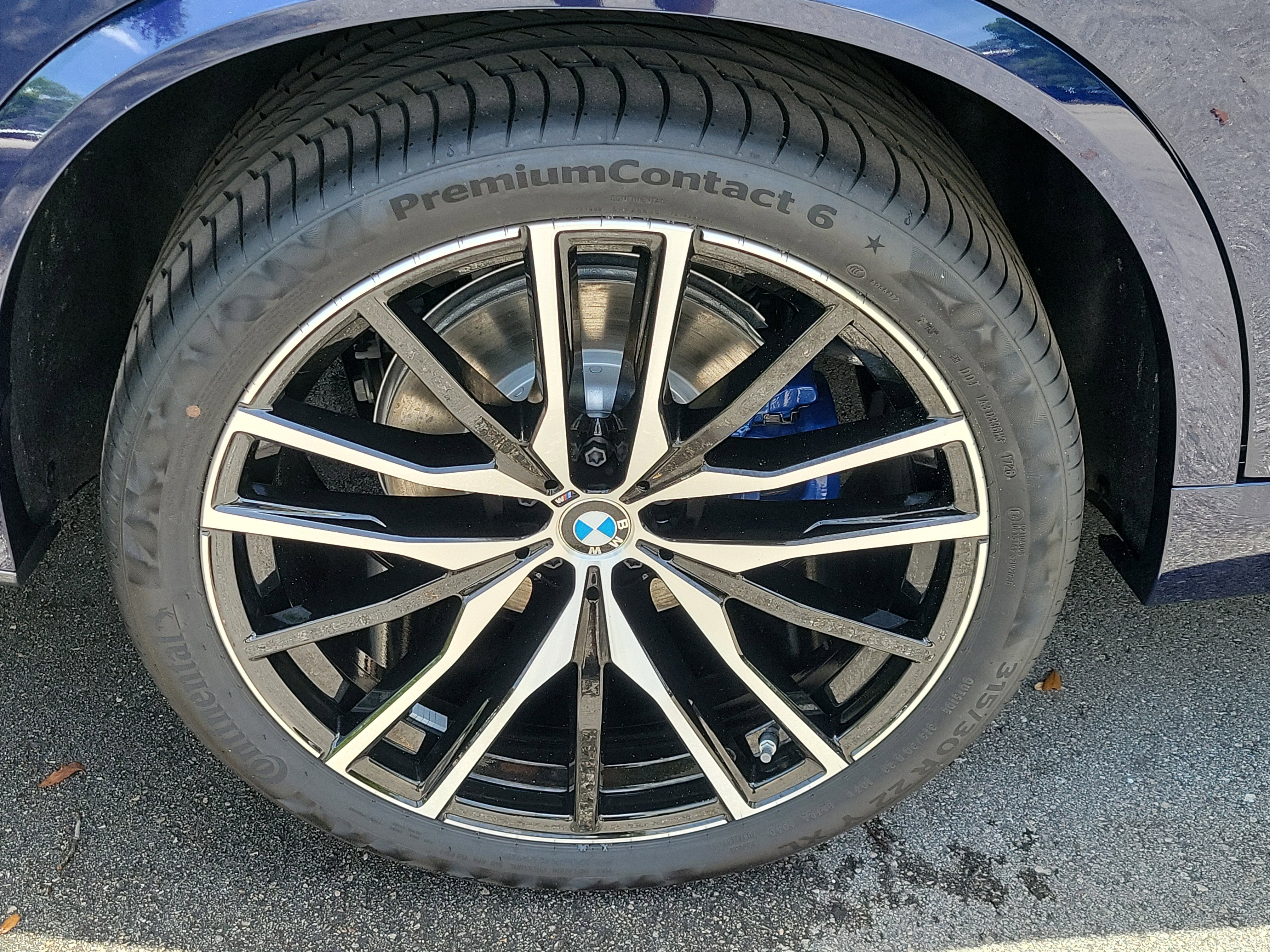 New 2026 Tanzanite Blue II Metallic BMW sDrive40i image 5