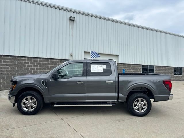 Used 2024 Gray Ford XLT image 10