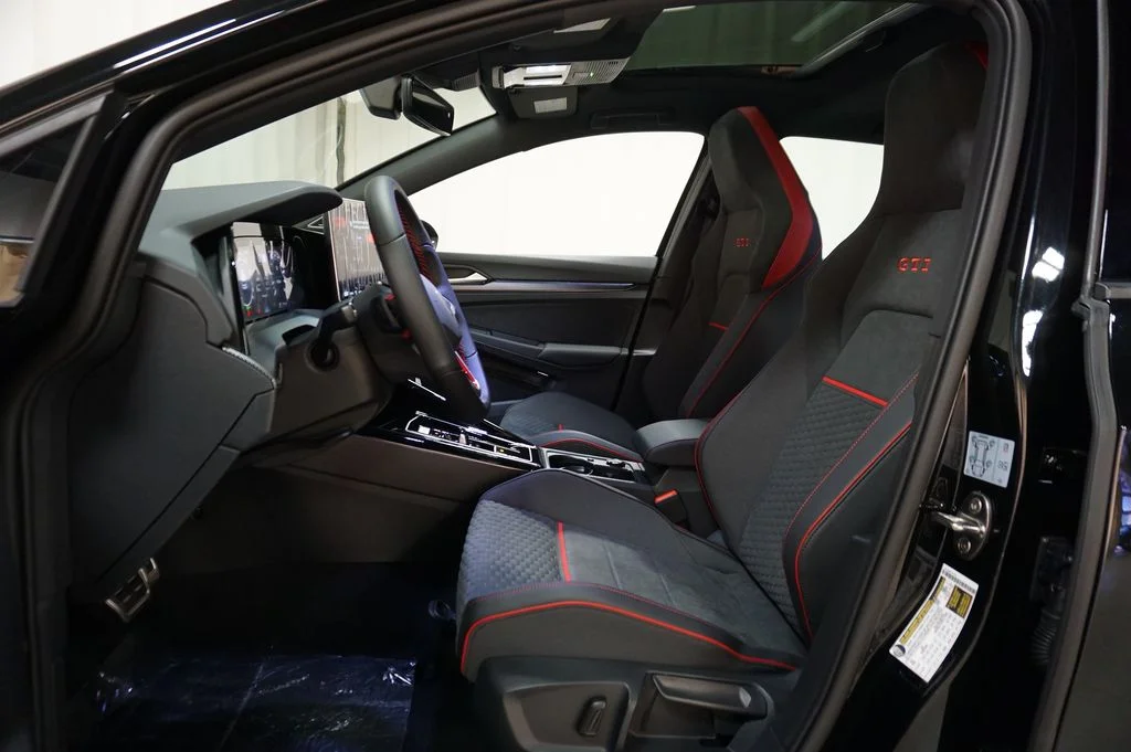New 2026 Black Volkswagen 2.0T SE image 10