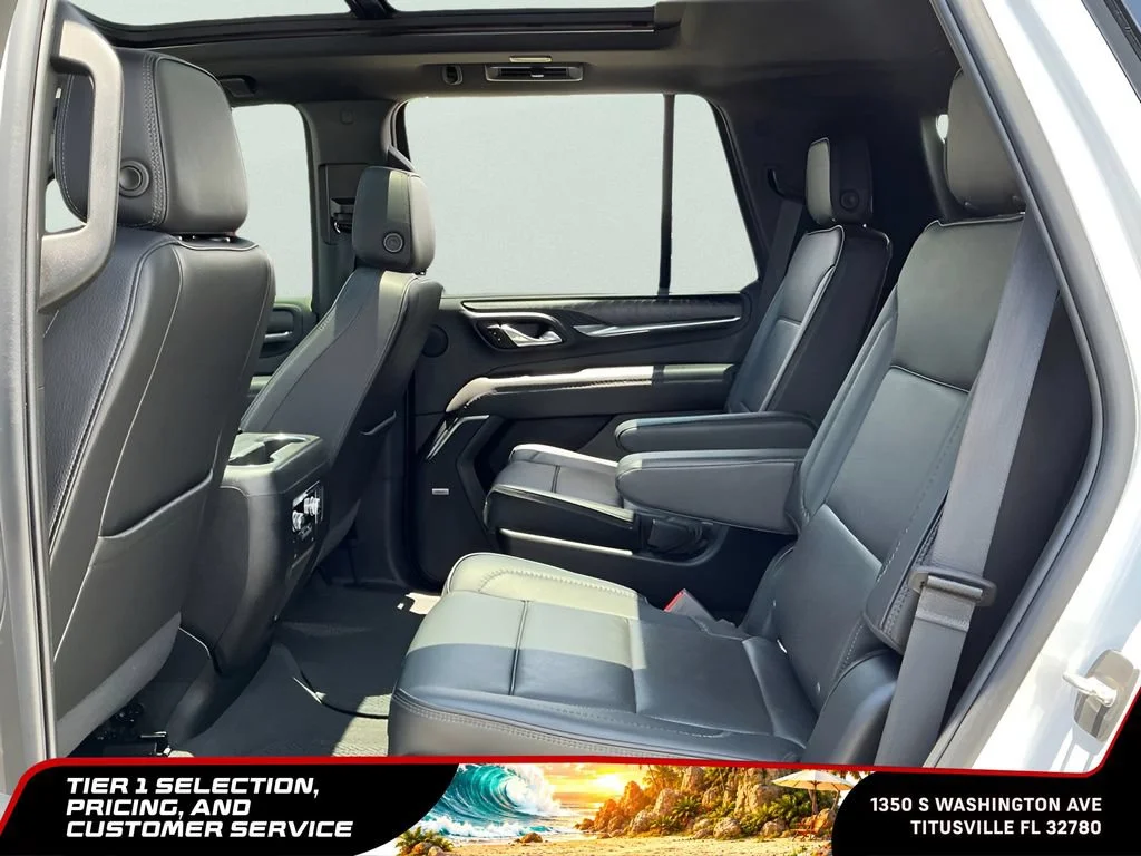 Used 2022 White Frost Tricoat GMC Denali image 25