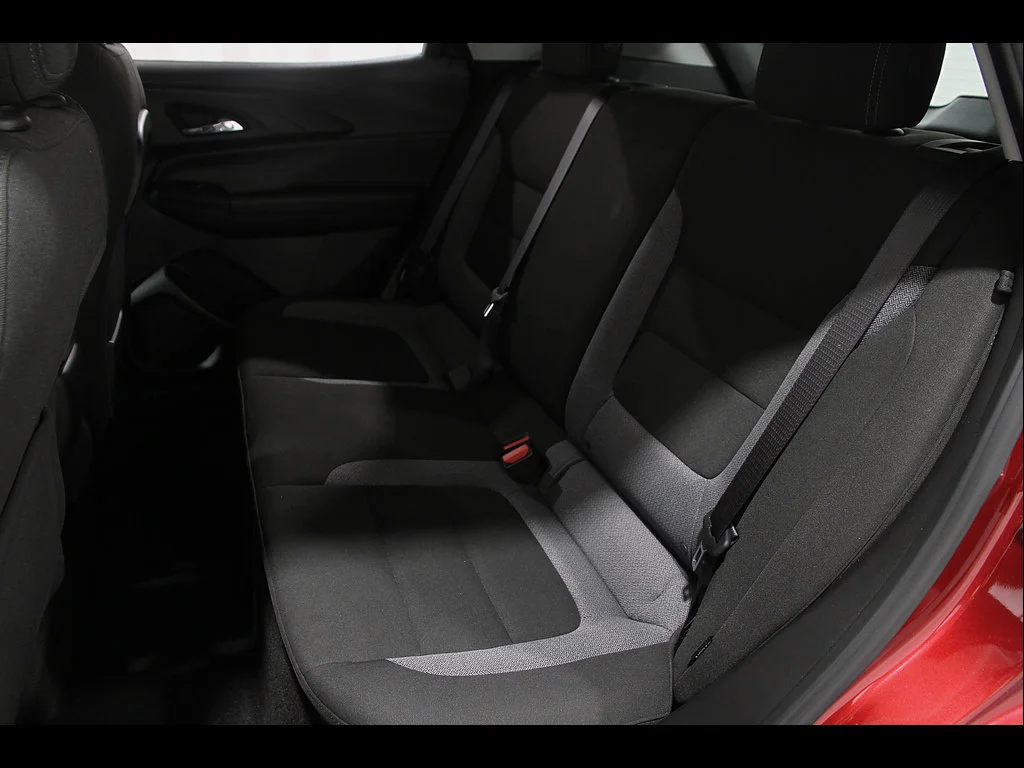 2021 Chevrolet Trailblazer LS - Photo 18