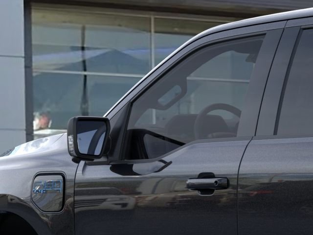 2025 Ford F-150 Lightning Flash - Photo 20