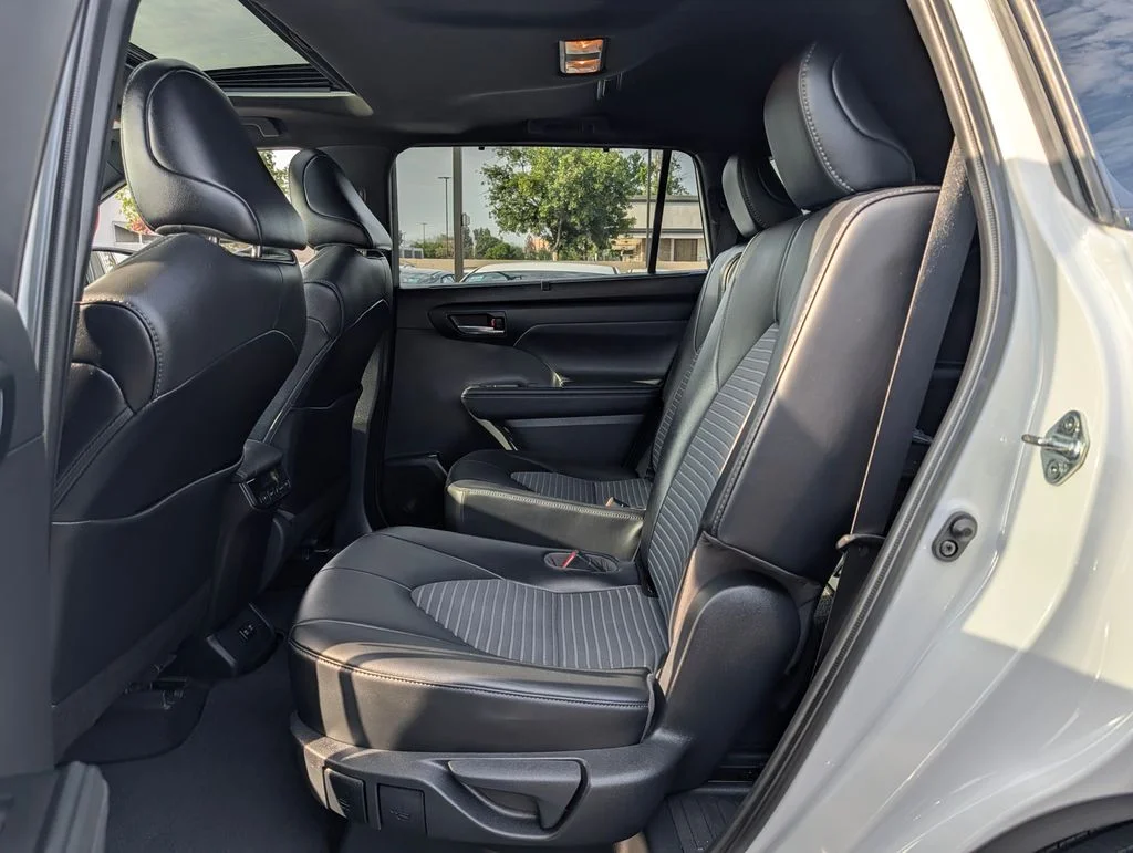 2021 Toyota Highlander XSE - Photo 13