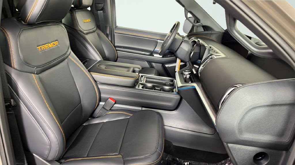 New 2027 Marsh Gray Ford Tremor® image 17