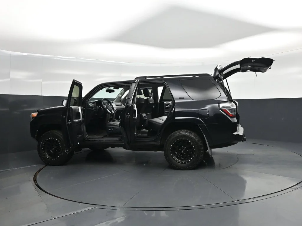 Used 2018 Black Toyota SR5 Premium image 34