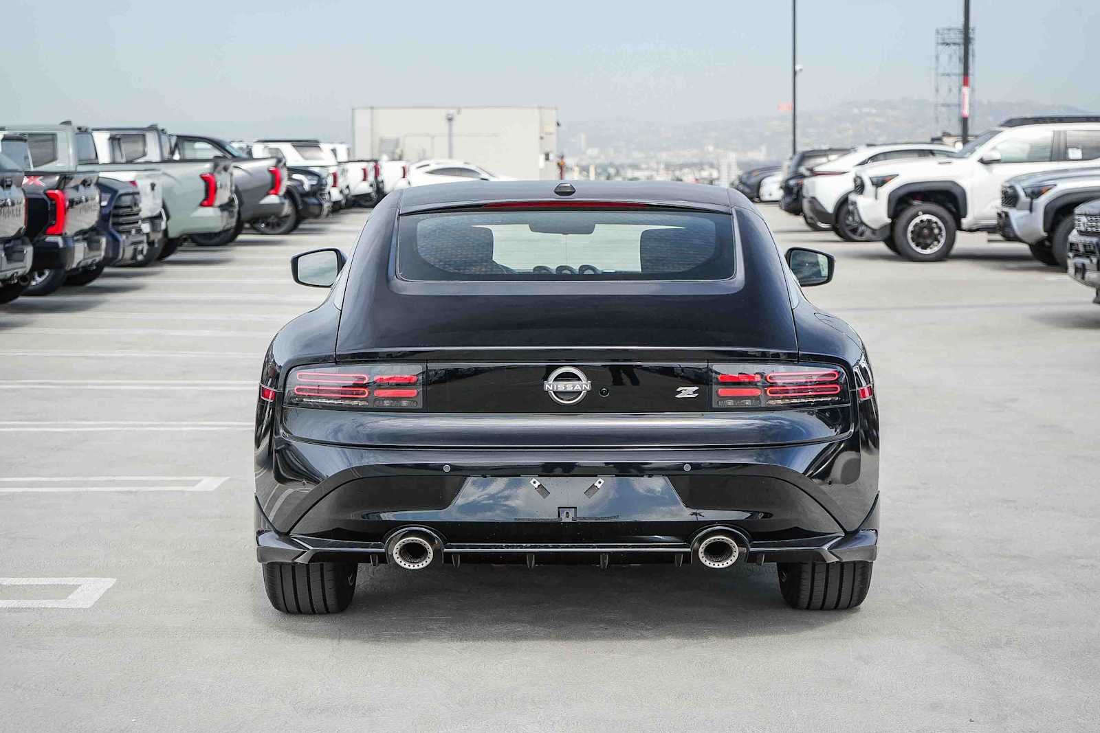 New 2027 Black Diamond Pearl Nissan Sport image 7