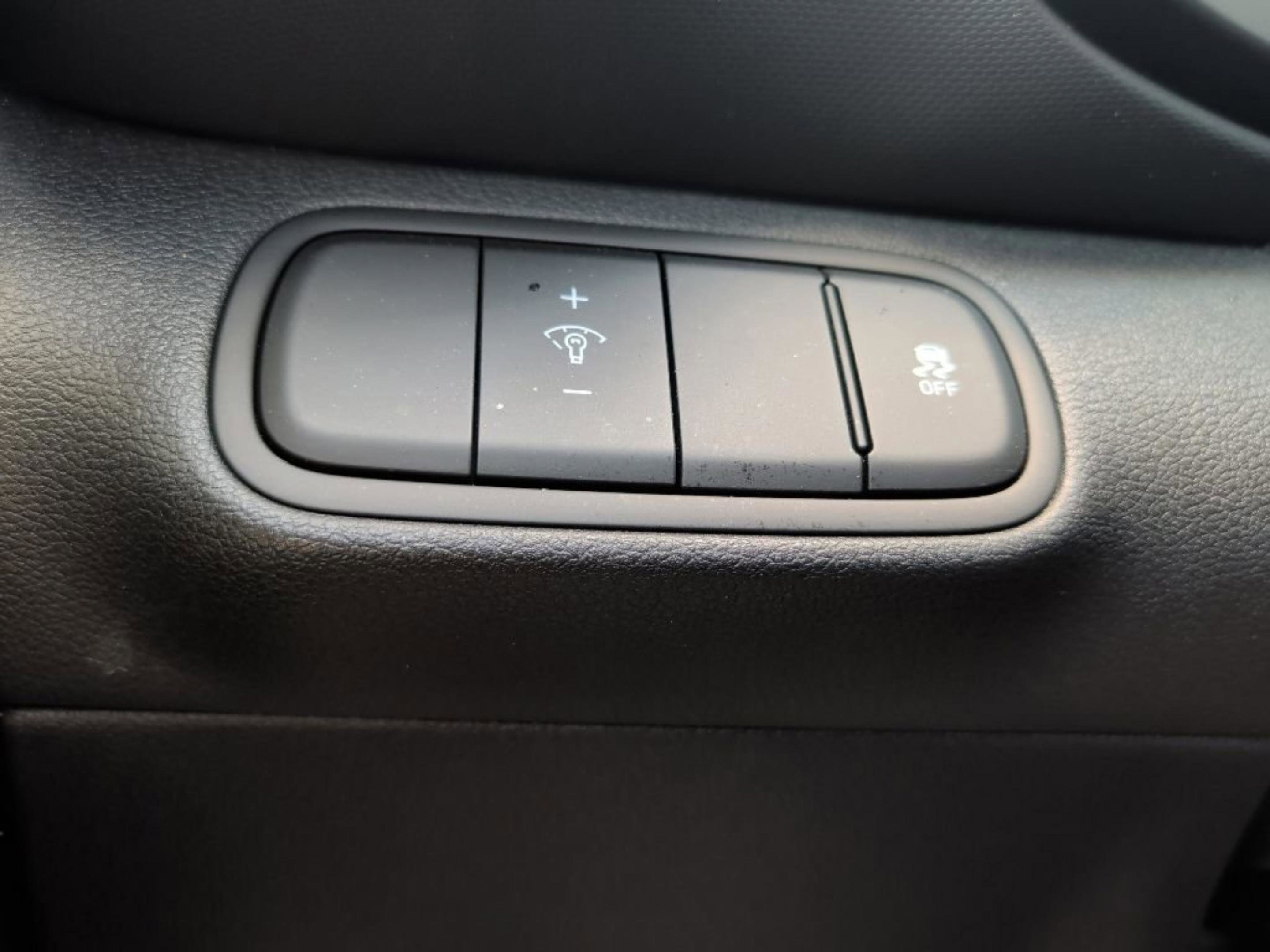 Used 2024 Green Apple Hyundai SEL image 28