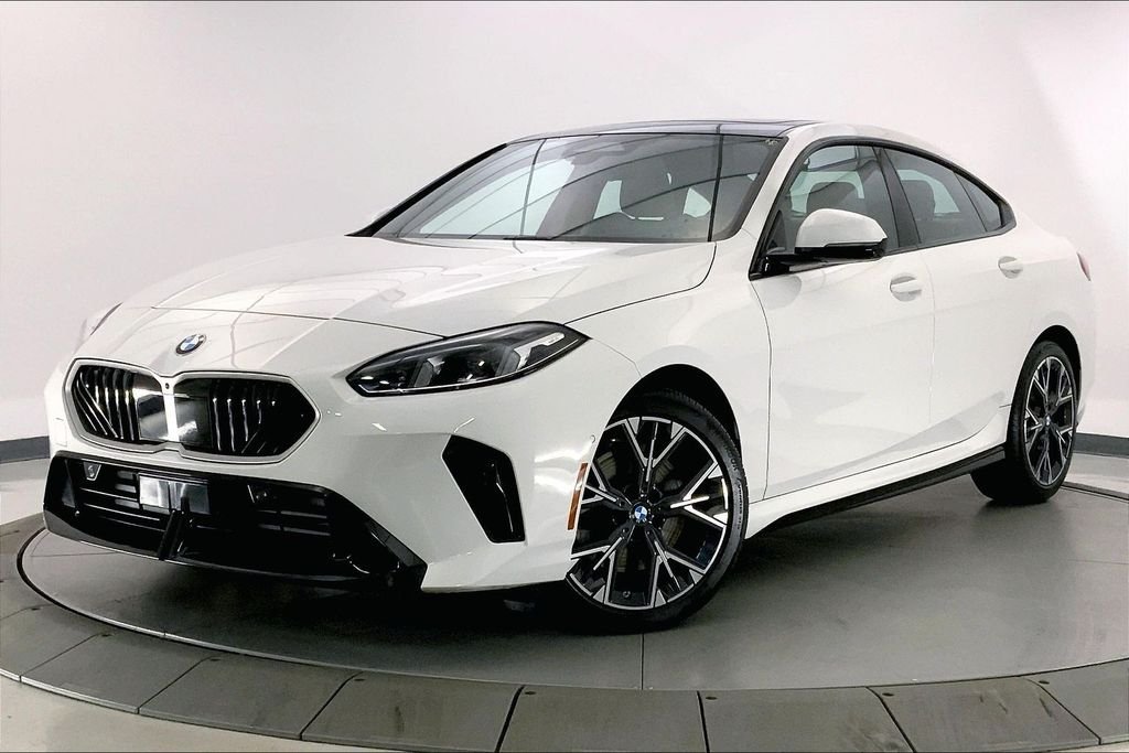 Used 2025 Alpine White BMW  image 11