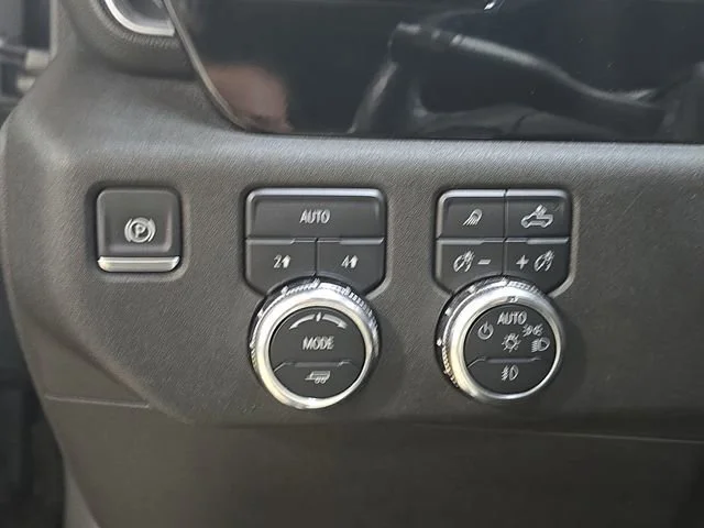 2024 GMC Sierra 1500 SLT - Photo 29
