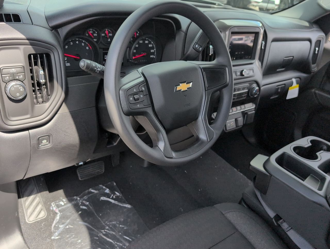 2026 Chevrolet Silverado 1500 Custom - Photo 10