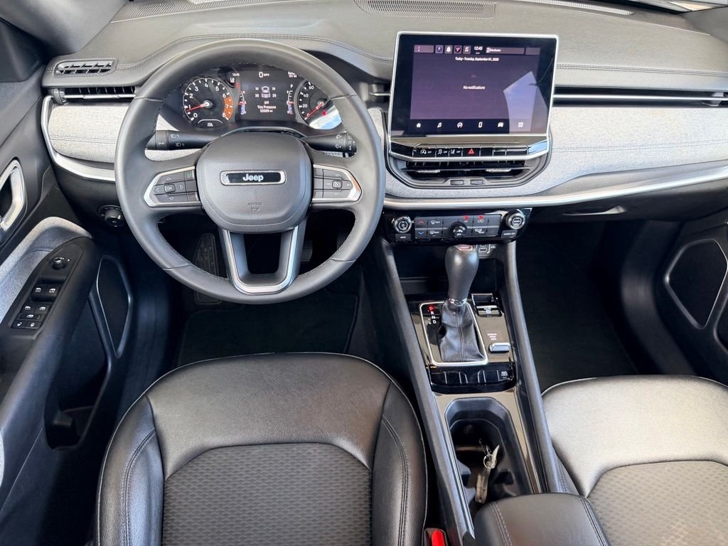 Used 2024 White Jeep Latitude image 14