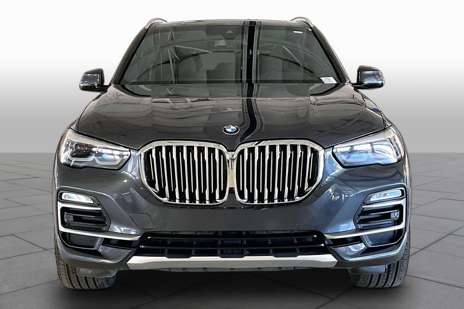 Used 2019 Arctic Grey Metallic BMW xDrive40i image 6