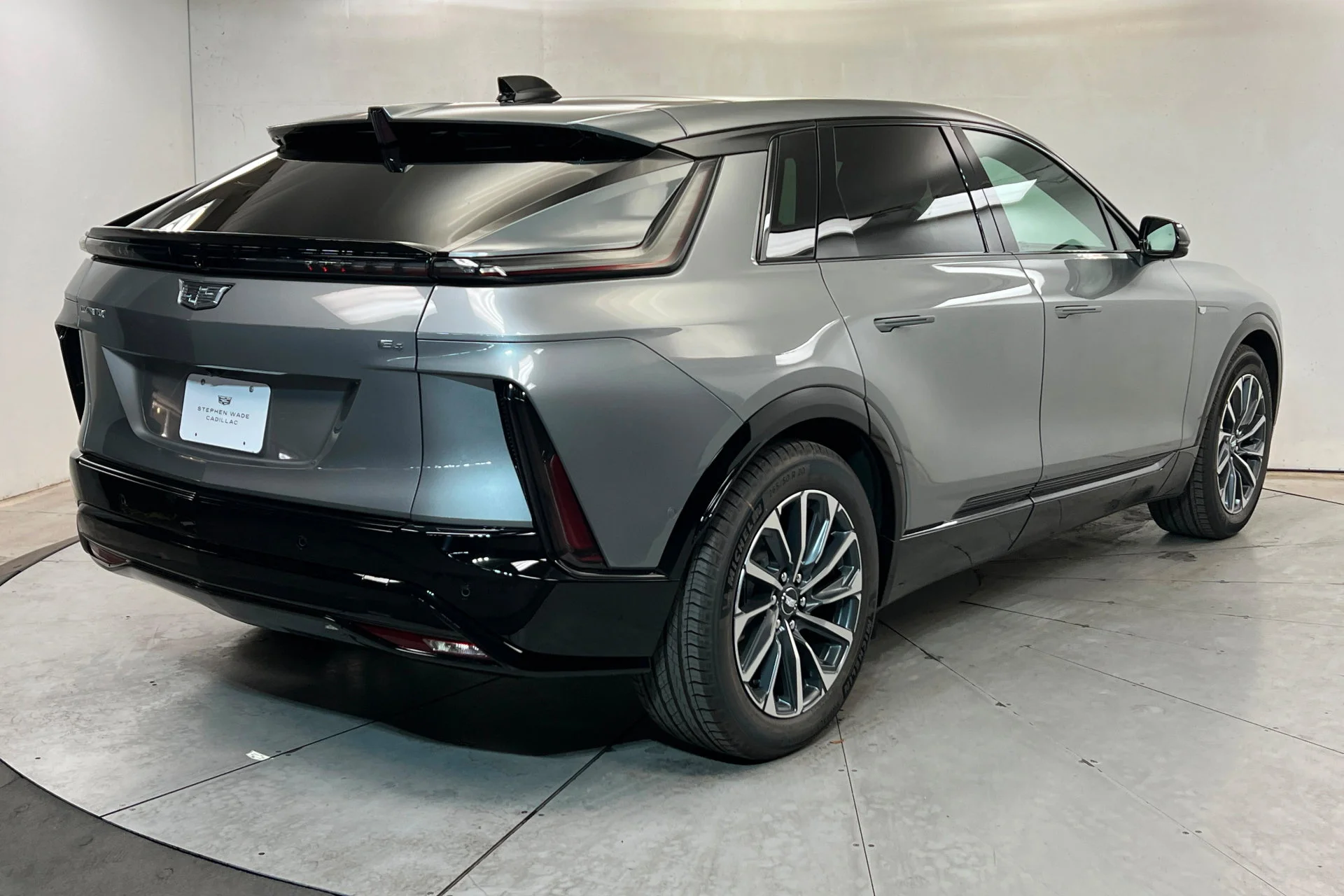 New 2027 Argent Silver Metallic Cadillac Premium Sport image 5