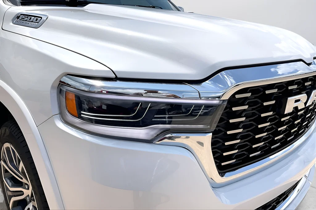 New 2026 Ivory White Tri-Coat Pearl-Coat Exterior Paint RAM Tungsten image 17