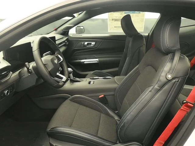 New 2026 Oxford White Ford EcoBoost® Fastback image 10