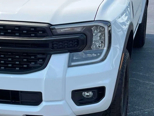 New 2026 Oxford White Ford XL image 9