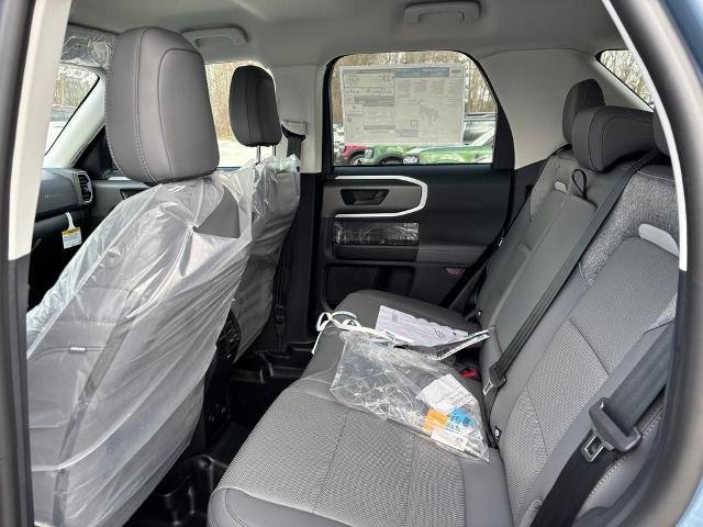New 2026 Azure Gray Metallic Tri-Coat Ford Badlands® image 31
