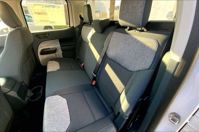 New 2026 Oxford White Ford XLT image 10