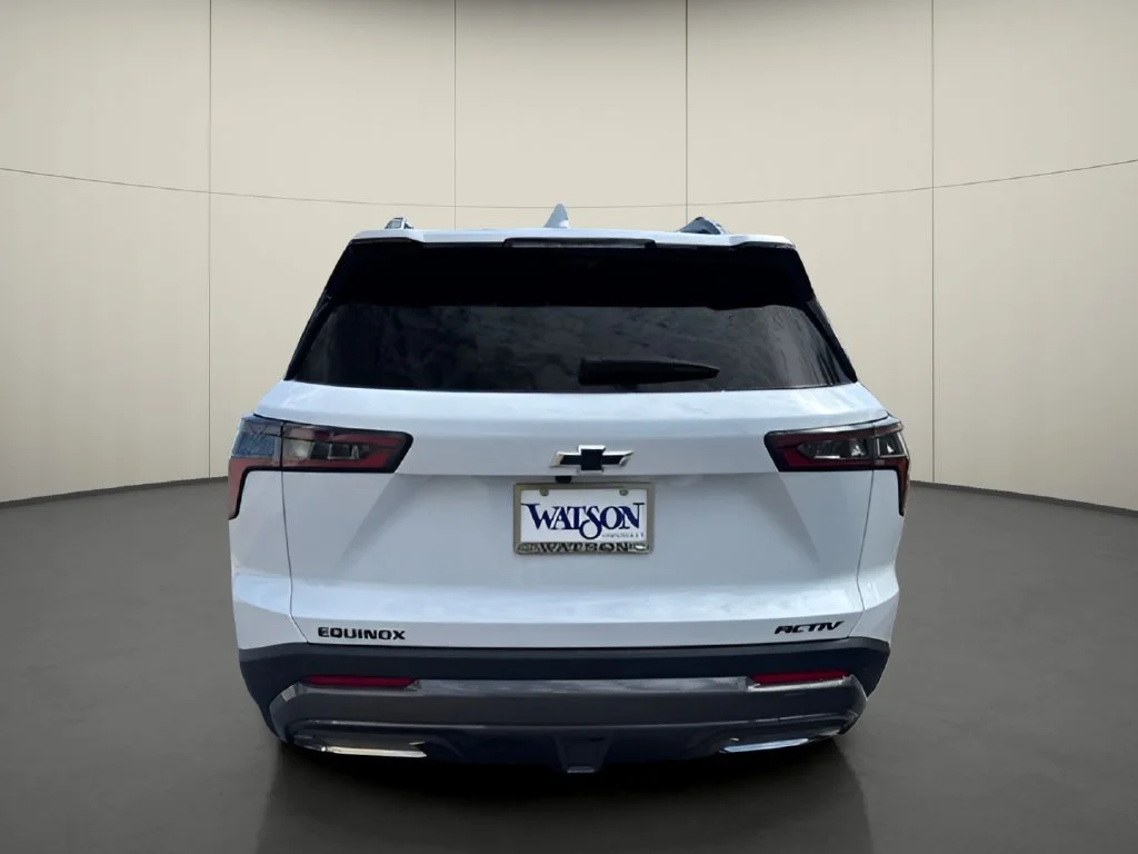 New 2027 Polar White Tricoat Chevrolet ACTIV image 4
