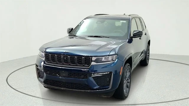 New 2026 Fathom Blue Pearl-Coat Exterior Paint Jeep Limited Reserve image 3