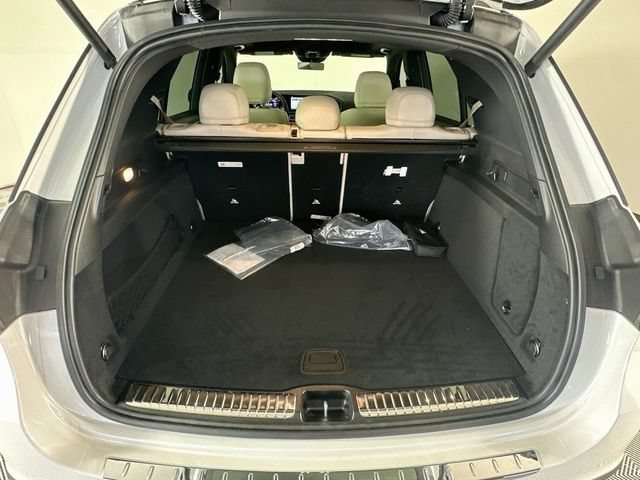 New 2026 MANUFAKTUR Moonlight White Metallic Mercedes-Benz GLE 350 image 59