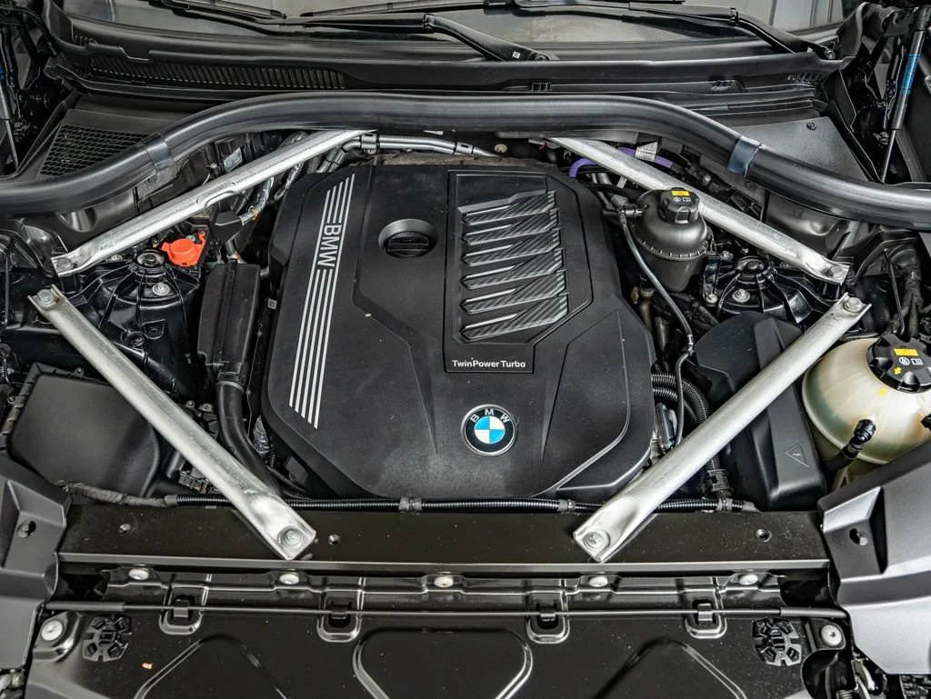 Used 2023 Black Sapphire Metallic BMW xDrive40i image 41