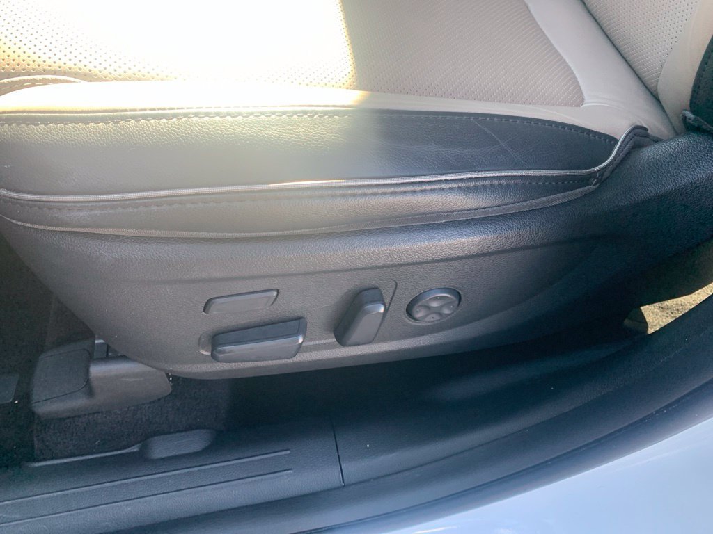 2023 Hyundai Santa Fe Limited - Photo 16