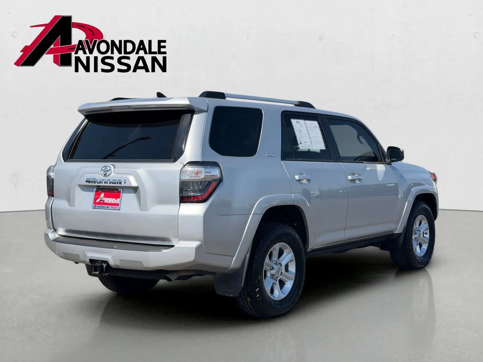 Used 2021 Classic Silver Metallic Toyota SR5 image 6