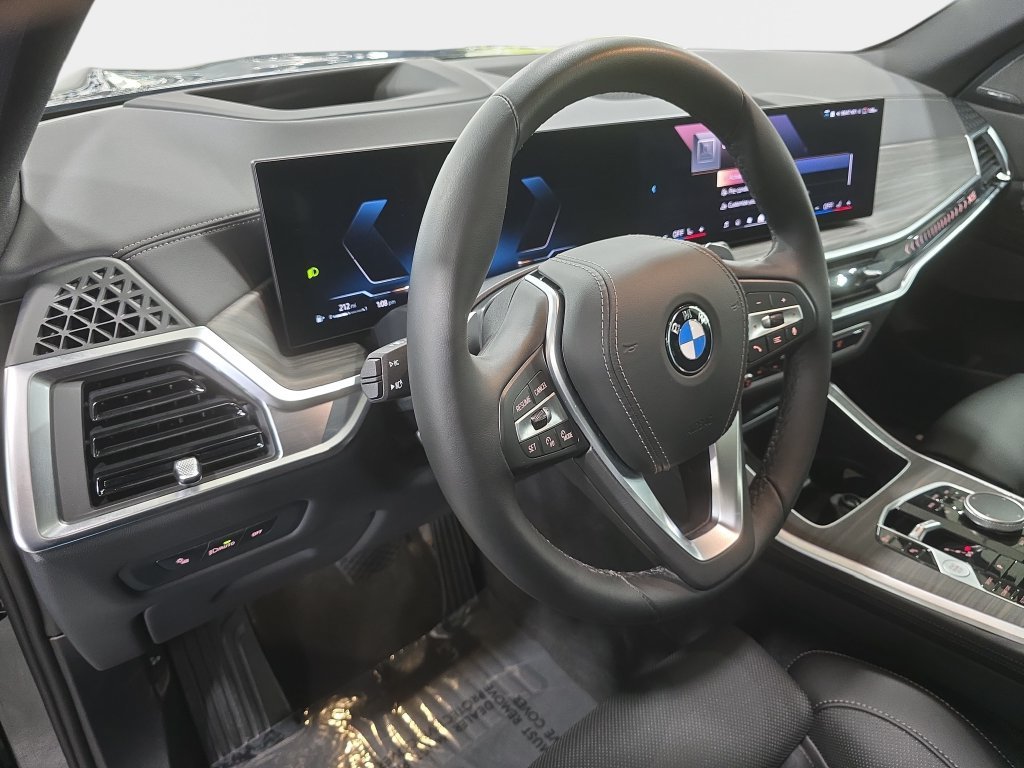 Used 2026 Black Sapphire Metallic BMW sDrive40i image 24