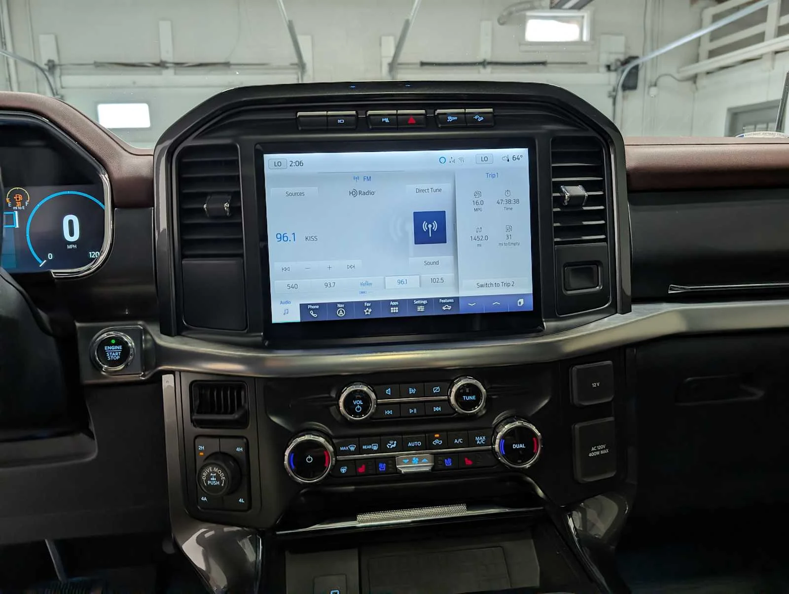 Used 2022 Agate Black Ford LARIAT image 37
