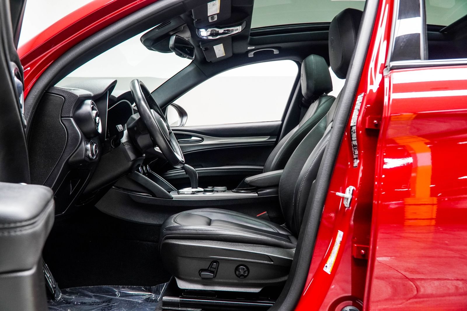 Used 2024 Red Alfa Romeo Ti image 35