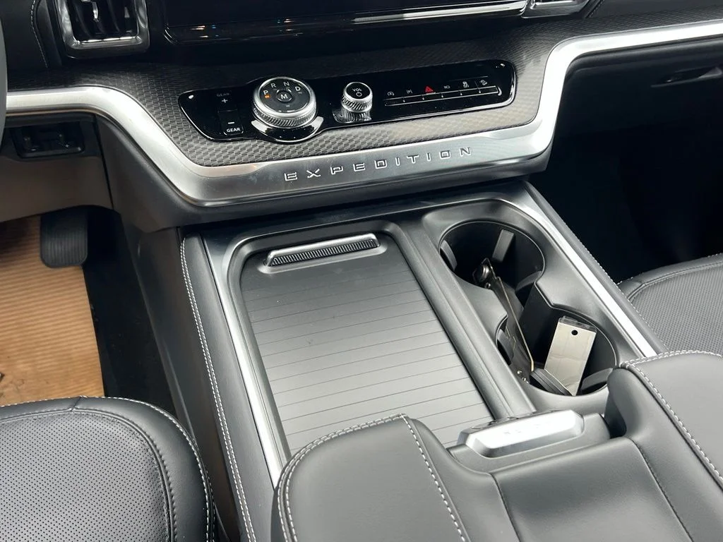 New 2026 Dark Matter Gray Metallic Ford Platinum® image 20