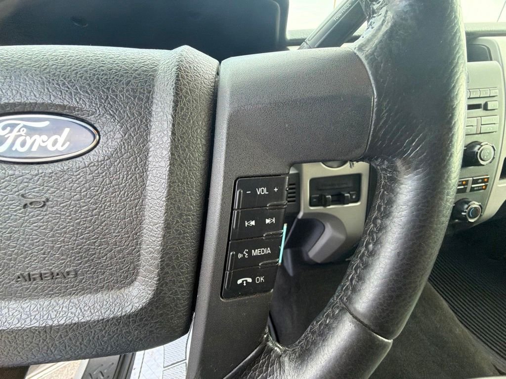 Used 2011 Silver Ford XLT image 35