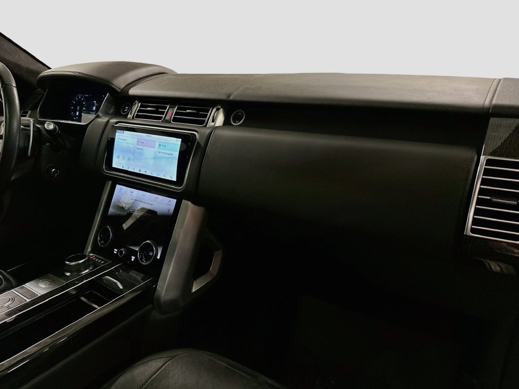 Used 2021 Black Land Rover Autobiography image 31