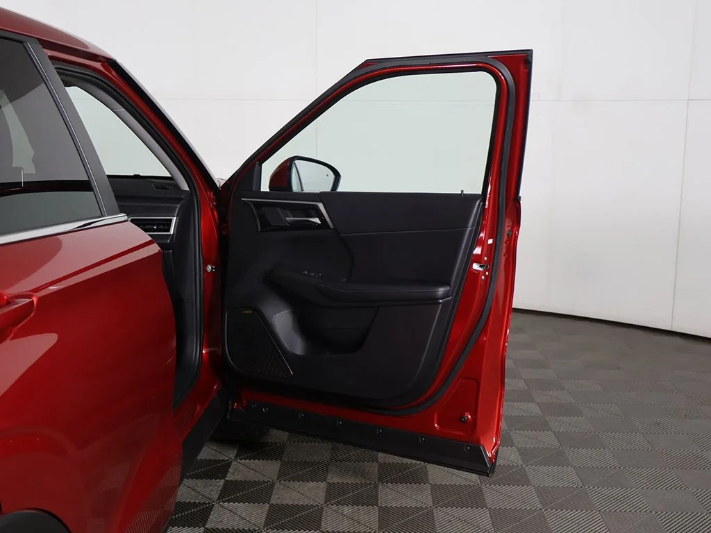 New 2026 Red Mitsubishi SE 1.5T 2WD image 24