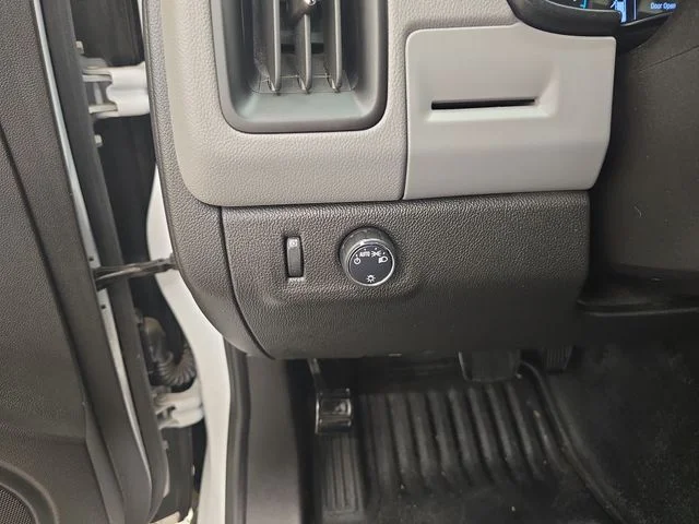 Used 2016 Summit White Chevrolet Work Truck image 31