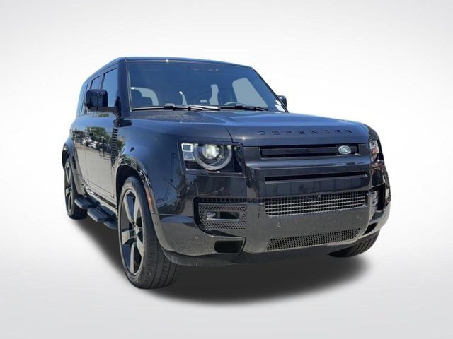 Certified Used 2025 Black Land Rover V8 image 10