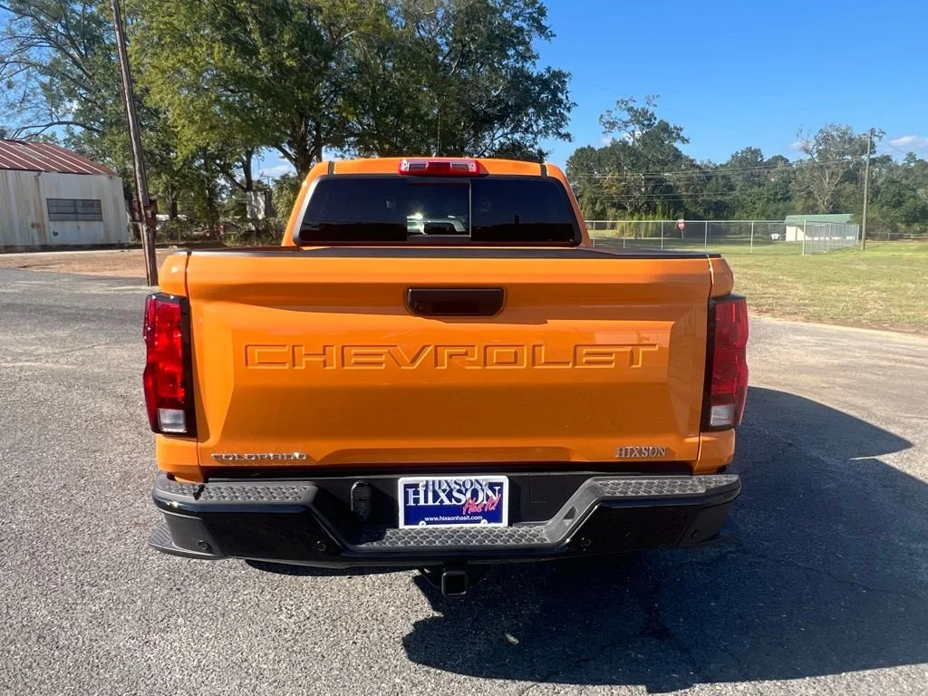 2025 Chevrolet Colorado Work Truck - Photo 6