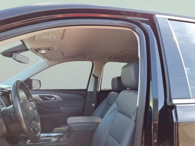Used 2019 MOSAIC BLACK METALLIC Chevrolet LT Leather image 16