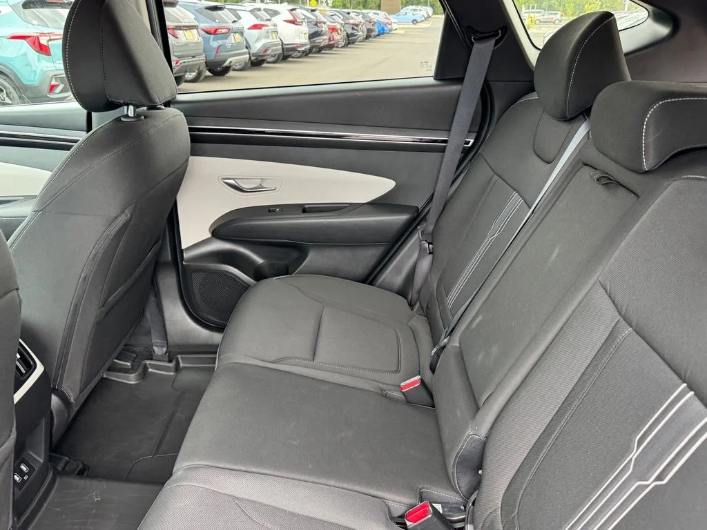 Used 2024 Silver Hyundai SEL image 11