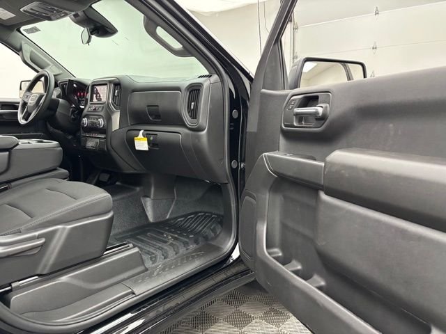 New 2026 Onyx Black GMC Pro image 26