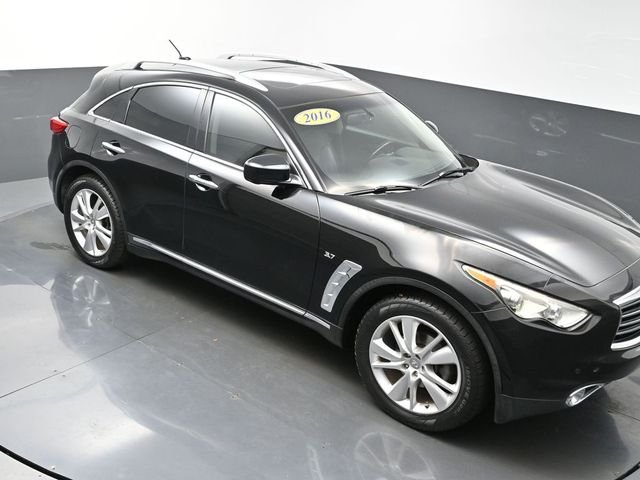 Used 2016 Black INFINITI Base image 57