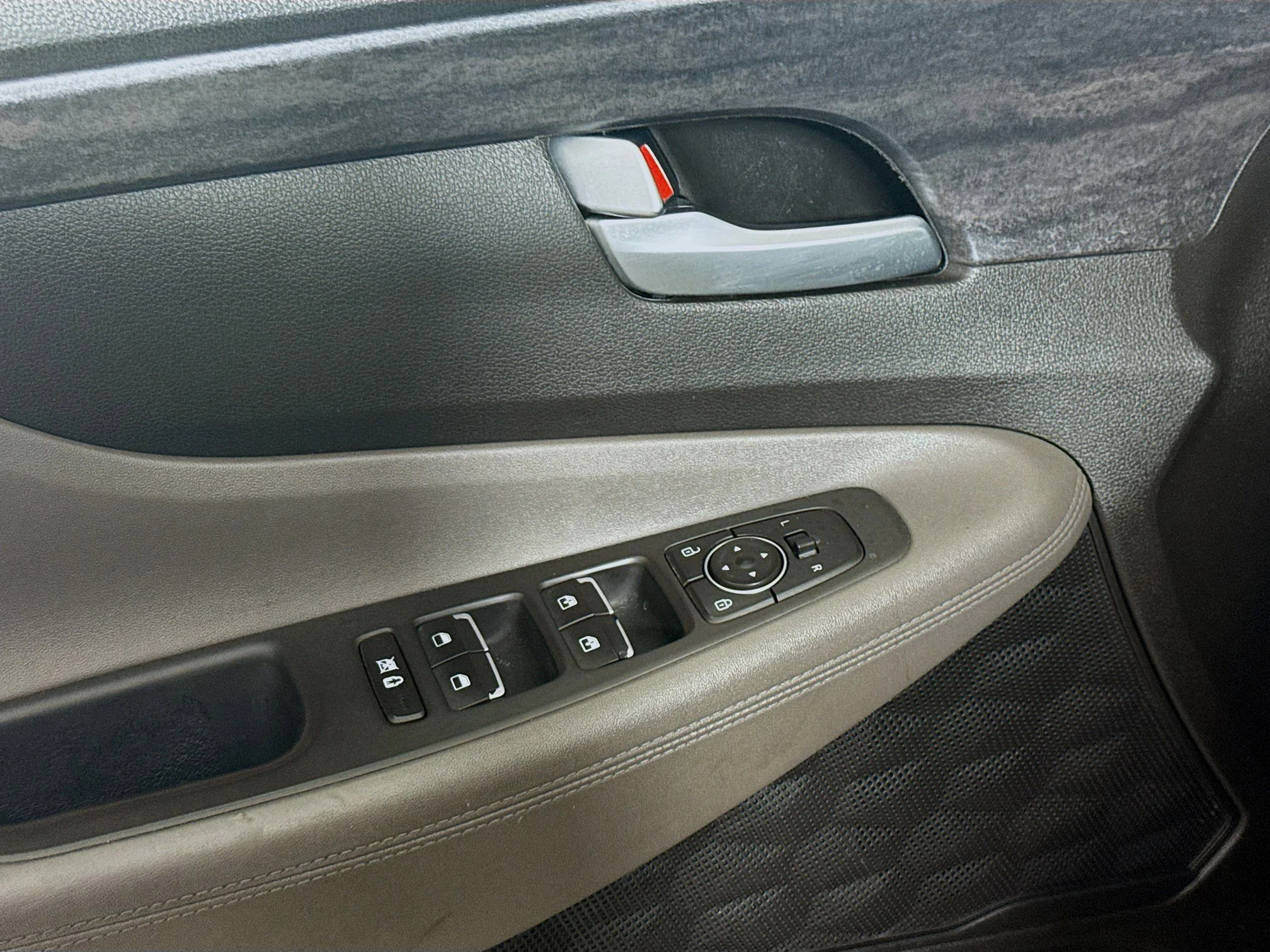 Used 2020 Portofino Gray Hyundai SEL image 20